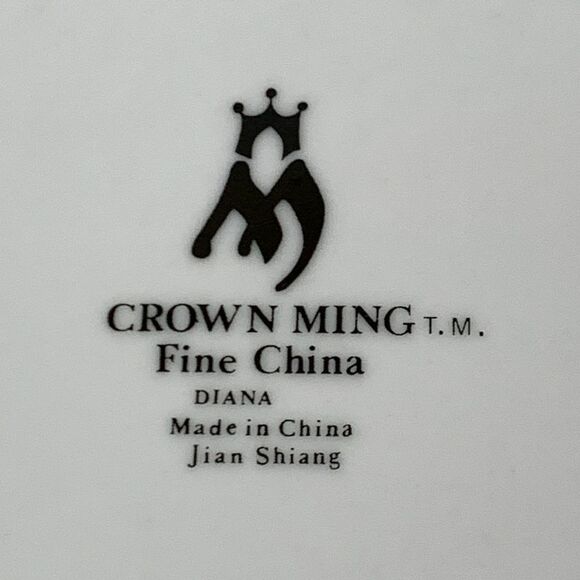 Jian Shiang Crown Ming Fine China Diana Pattern Silver Rim Dinner Plate 10 ¼" - Picture 2 of 6